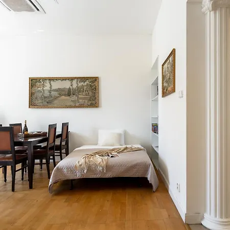 Elegant 2br Letna Walk *